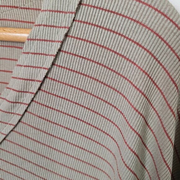 NEW W/O TAGS EE:SOME V NECK BUTTON DOWN PUFFED SLEEVES LONGSLEEVES TOP SZ S - Picture 11 of 16